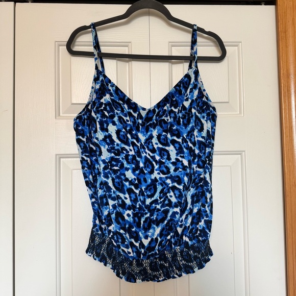 MagicSuit Tankini Top - Picture 1 of 7